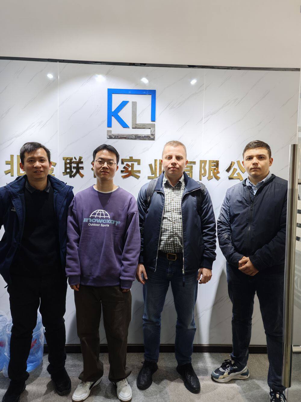 Сегодня клиенты посетили нашу компанию