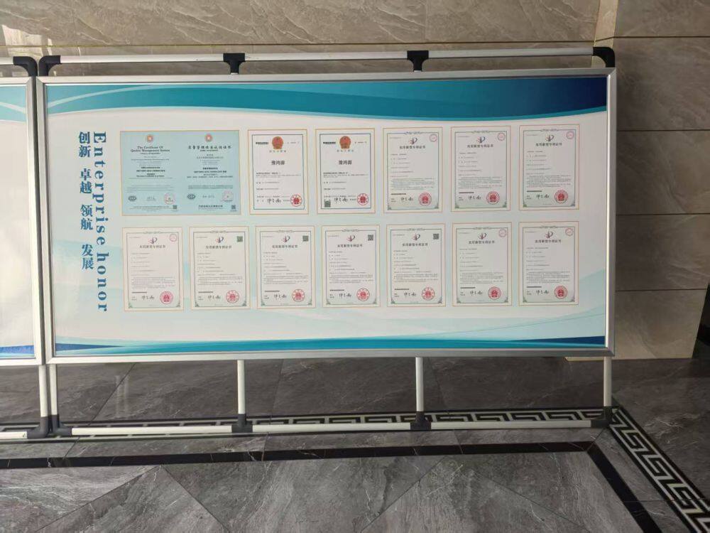 f09224430ee43f16f44eefb48f9b3183