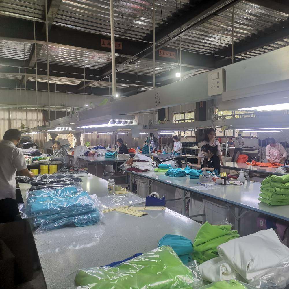 Zaozhuang Shizhong Xinxin Garment Processing & Sales Factory company overview - view 1