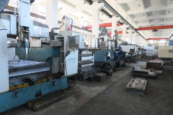 Taizhou City Huangyan Beiwei Mould Industry Co., Ltd. company overview - view 3