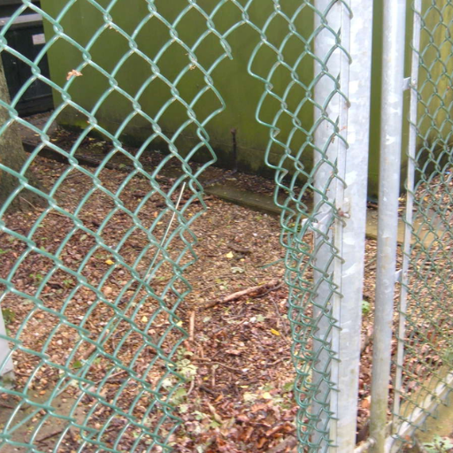 how to repair chain link fence (2)