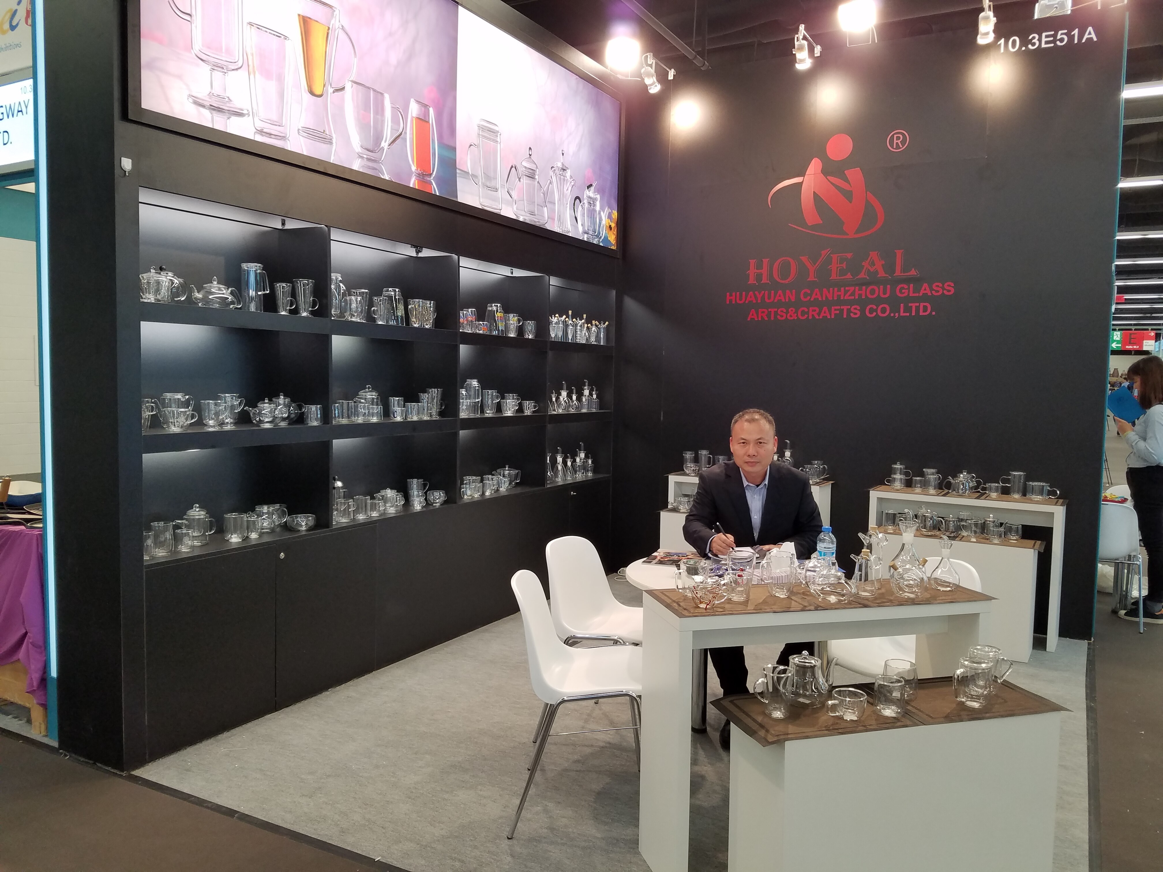 Huayuan (cangzhou) Glass Arts&crafts Co., Ltd. company overview - view 3