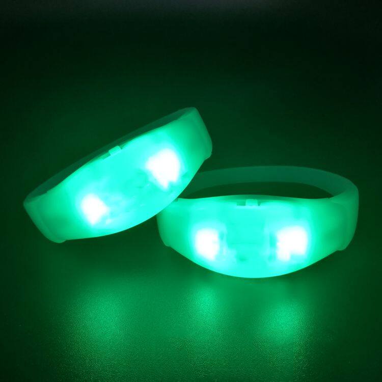 Big Concerts Party Favor LED Glowing Bracelets On Off Blinking Custom LED Wristband