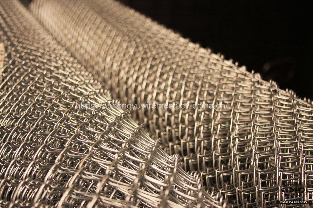 088f4295b3fd5346e7b72a133d3e292e42222139