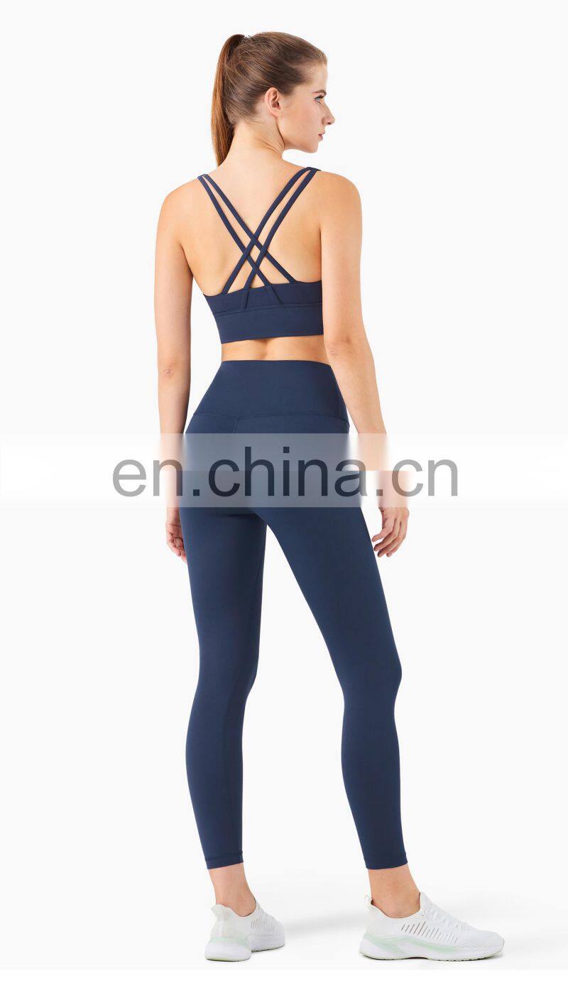 Spot Stock Christmas Red Two Pcs Yoga Set OEM Women Workout Sets