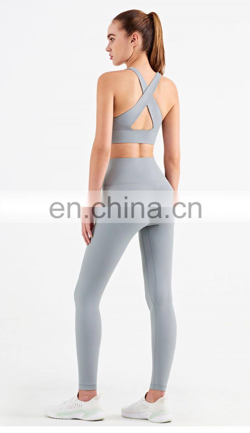 New Arrival Ladies Plus Size Butt Lifting Workout Yoga Set Customized Logo Yoga Bra With Yoga Pants