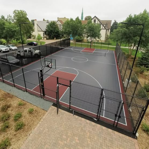 basketball court with fence (3)