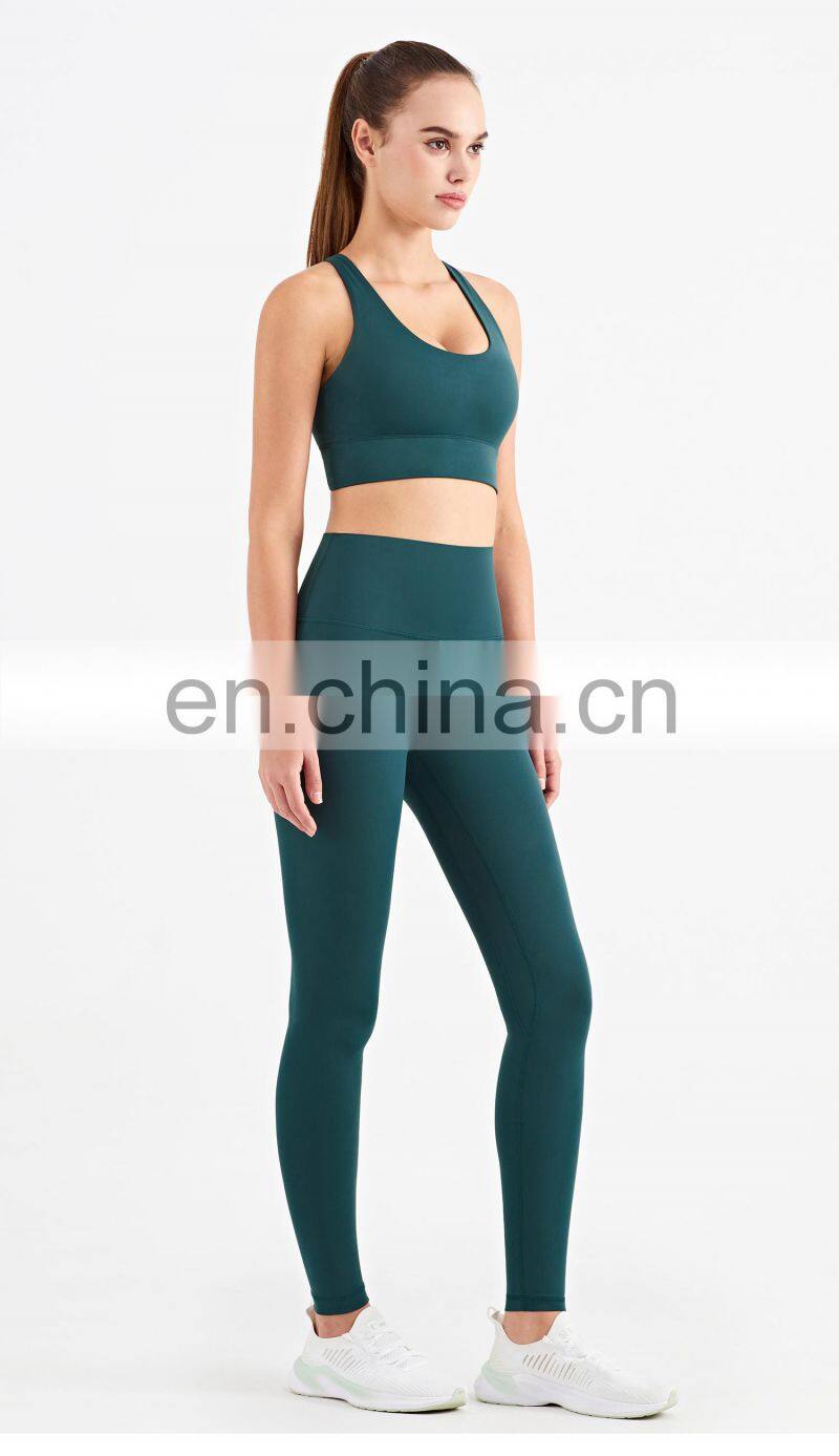 New Arrival Ladies Plus Size Butt Lifting Workout Yoga Set Customized Logo Yoga Bra With Yoga Pants