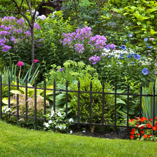 short wrought iron garden fence (4)