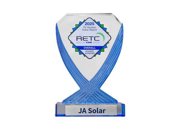 JA Solar Wins RETC “Overall Highest Achiever” Award