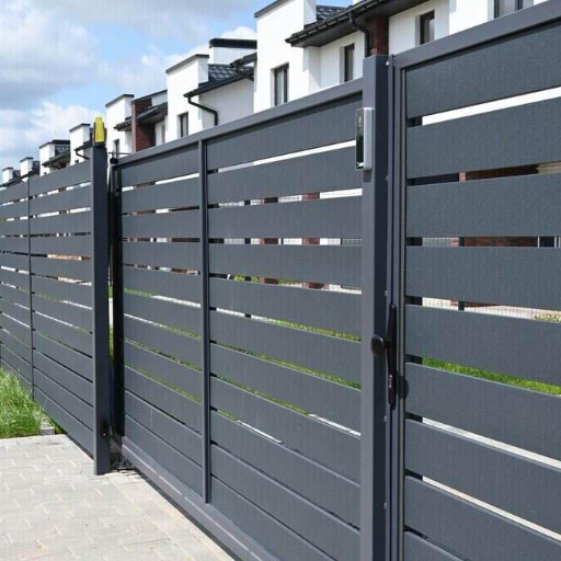 Different Types of Metal Fences: Choosing the Right Metal Fence for Your Property