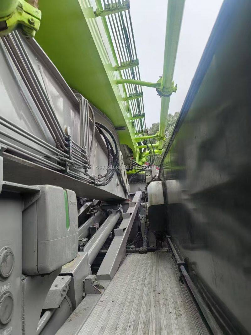 Good Quality Vacuum Suction SITRAK 59M Cement Power Steering 2021 Hot Specification  59m Concrete Pump Truck for Sale