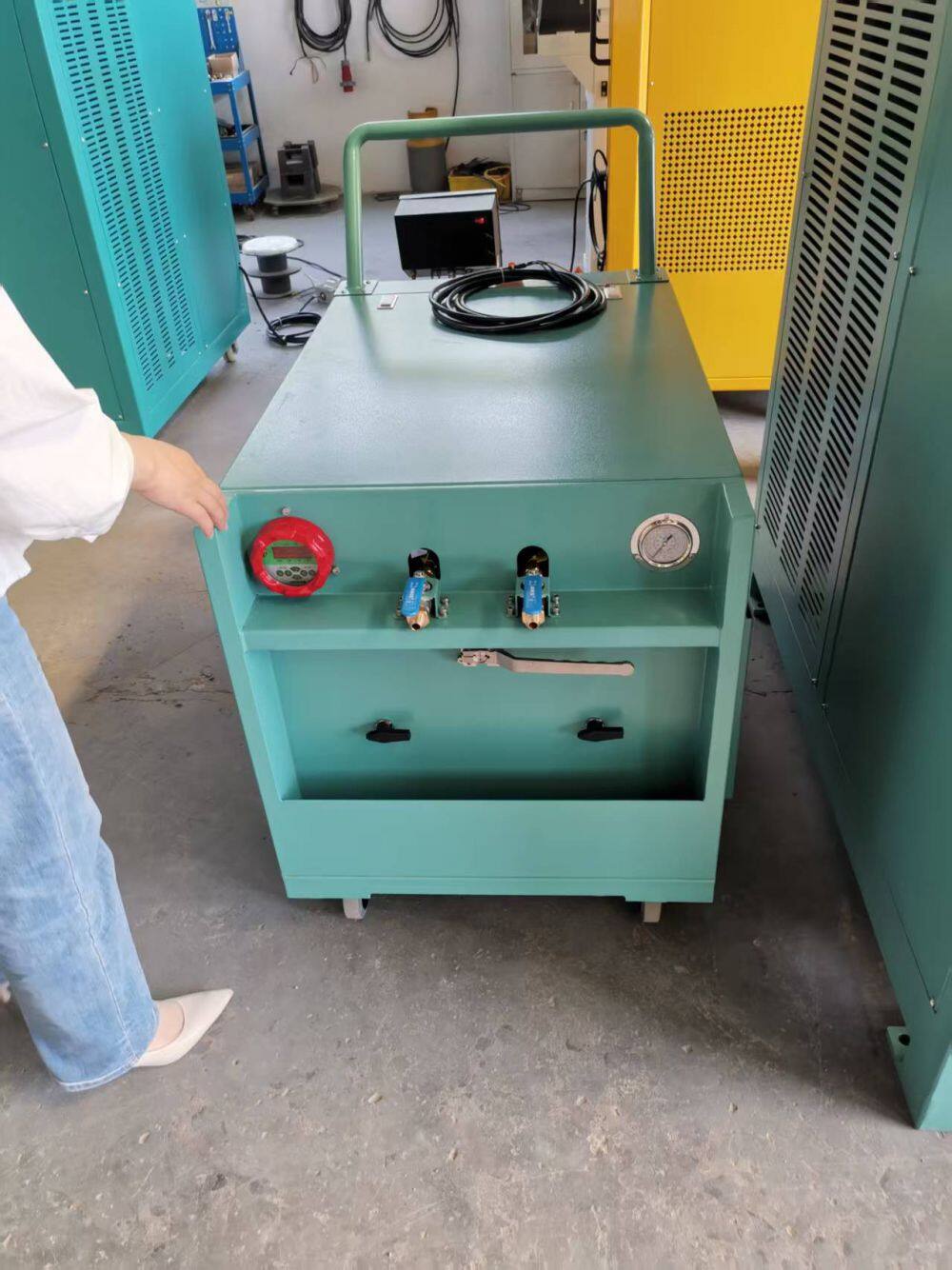 Refrigerant recycling (10)