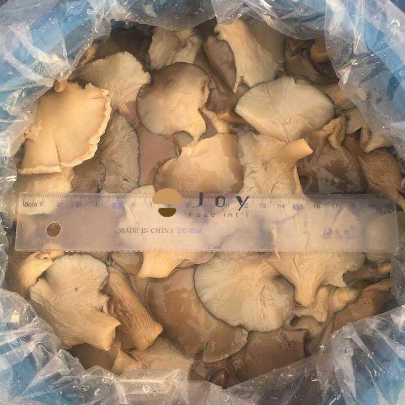 Pleurotus in brine whole
