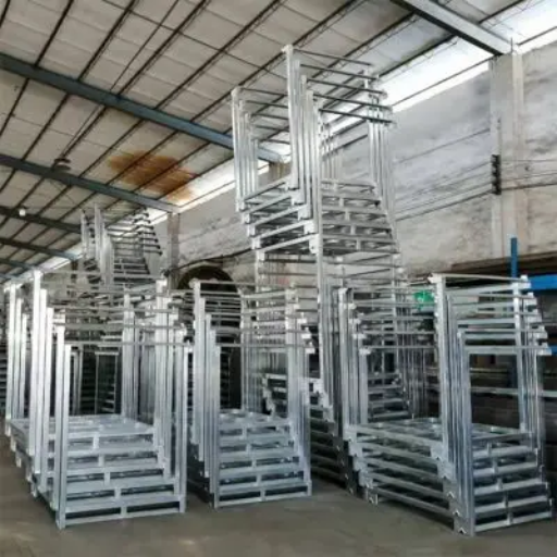 Maximizing Efficiency with Stack Racks (1).png