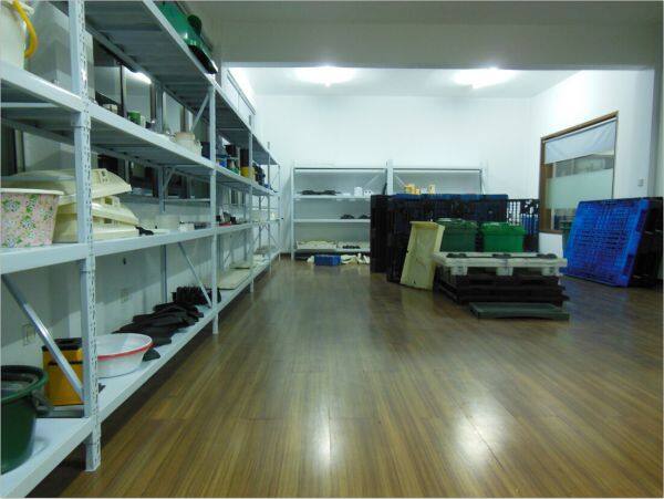 Taizhou Huangyan UTrust Mould company overview - view 4