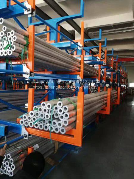 伸缩式悬臂货架3