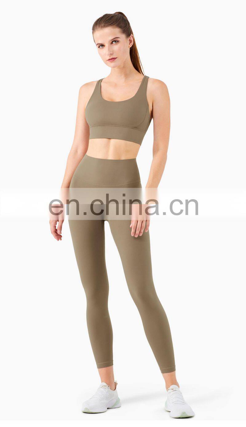 Spot Stock Christmas Red Two Pcs Yoga Set OEM Women Workout Sets