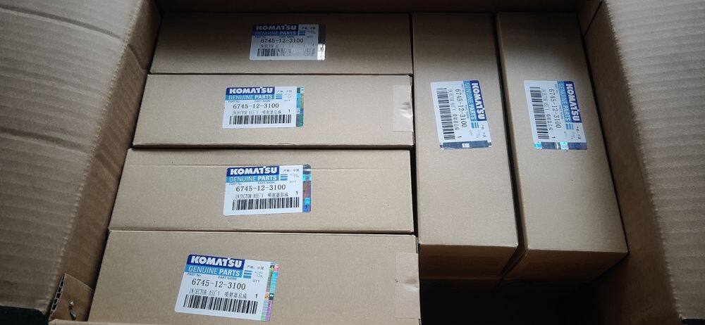 HOLDER ASS'Y 6162-13-3712 is suitable for Komatsu S6D170
