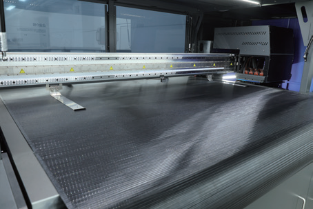 belt with strong vacuum suction.png