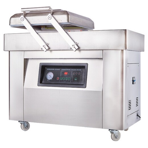 Double chamber vacuum packaging machine