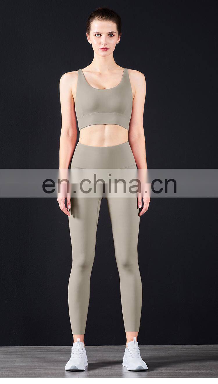 Hot Sale  Women Fitness Sexy Backless Yoga Set Custom Workout Breathable Gym Activewear