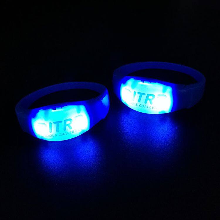 Big Concerts Party Favor LED Glowing Bracelets On Off Blinking Custom LED Wristband