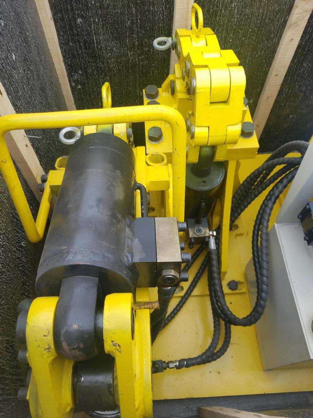 全液压拆卸台设备自动拆卸冲击器1