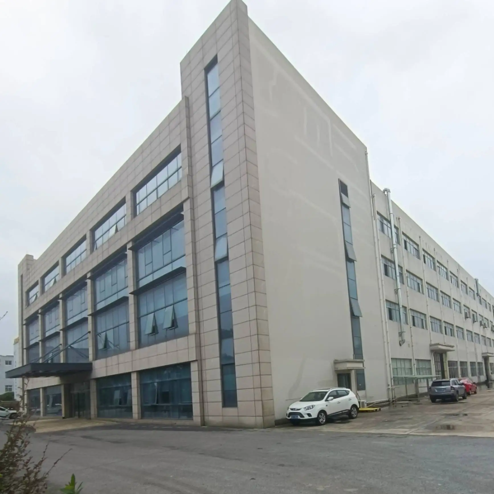 Youyong Electromechanical Complete Equipment (Shanghai) Co., Ltd. company overview - view 1