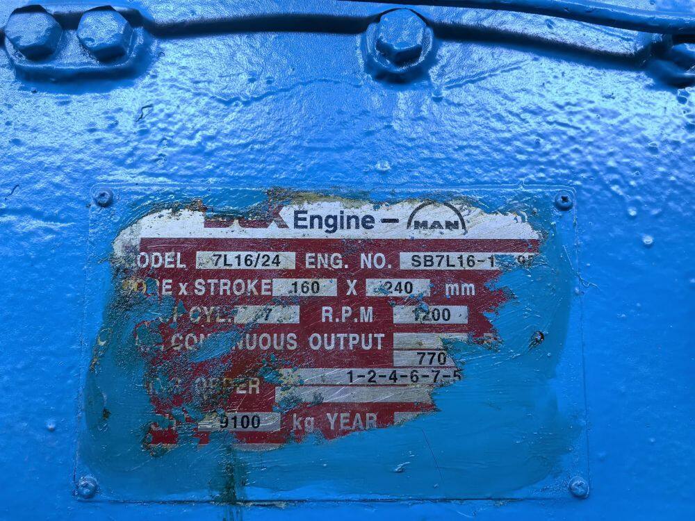 STX-MAN 7L1624-4.jpg