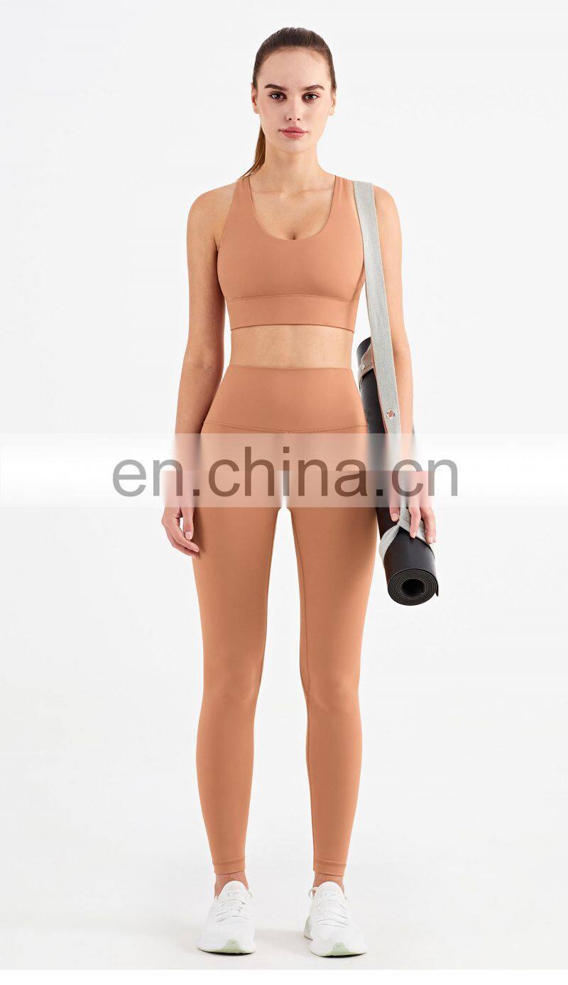 New Arrival Ladies Plus Size Butt Lifting Workout Yoga Set Customized Logo Yoga Bra With Yoga Pants