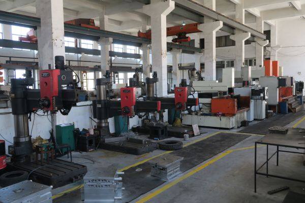 Taizhou City Huangyan Beiwei Mould Industry Co., Ltd. company overview - view 4