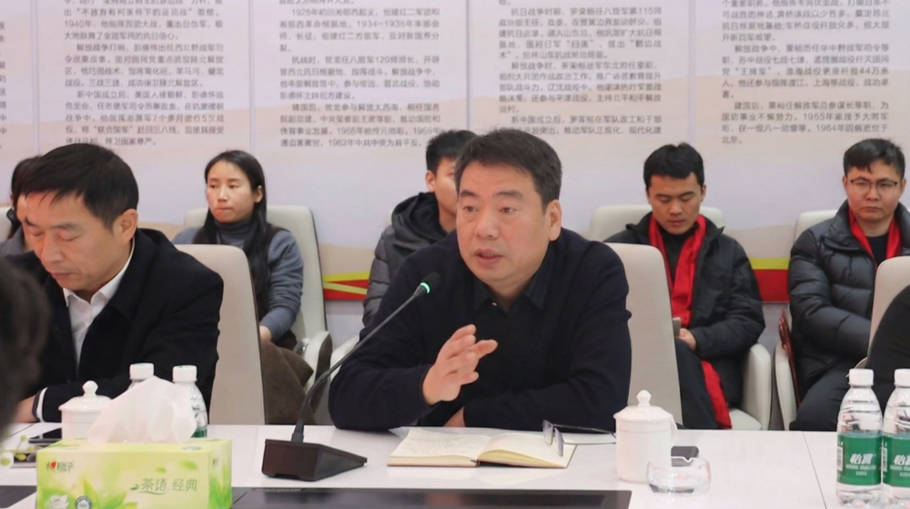 去除桌上烟与打火机