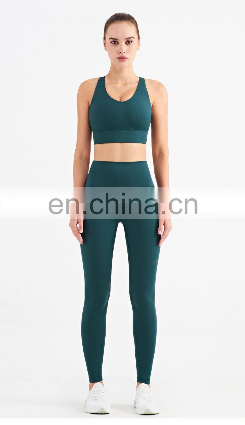 New Arrival Ladies Plus Size Butt Lifting Workout Yoga Set Customized Logo Yoga Bra With Yoga Pants