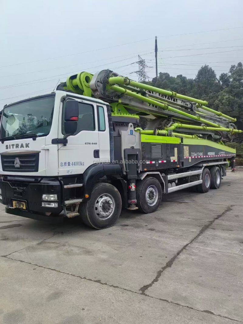 Good Quality Vacuum Suction SITRAK 59M Cement Power Steering 2021 Hot Specification  59m Concrete Pump Truck for Sale