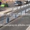 Maintenance free road divider/road guardrail