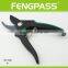 S6-1040 Easy - using classical garden scissors