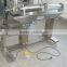 Liquid filling machine