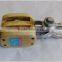 China supplier cable block double wheel wooden pulley block with shackle