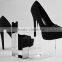 2016 fashion display shoe acrylic stand/holder