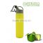 portable sports water bottle/glass water bottle with straw hand heat-resistant silicone sleeve