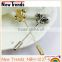 Cheap promotional spear brooches and pins 2015