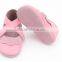 Low MOQ popular wholesale soft leather baby shoes