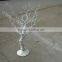70CM new arrival wholesale elegant gold Manzanita Tree with garland branch wedding decoration