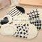 wholesale new fashion classic black white anti slip women invisible boat socks