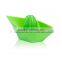 Cheap And Convenient Fruit Juicer Machine Looks Like Boat