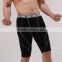 The low solid color fashion knee pants, compression mens shorts