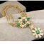 Fashion Jewelry Luxury Bright Exquisite Popular Baroque Style Crystal Alloy Flower Pendant Necklace in Stock