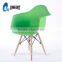 LS-4012 Italian Design TATAMI Plastic Leisure Chairs With Arms and Wood Legs