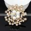 Elegant Big White Ball Pearl Flower Clear Crystal Micro Pave Setting Snowflake Costume Brooch Pins For Lady
